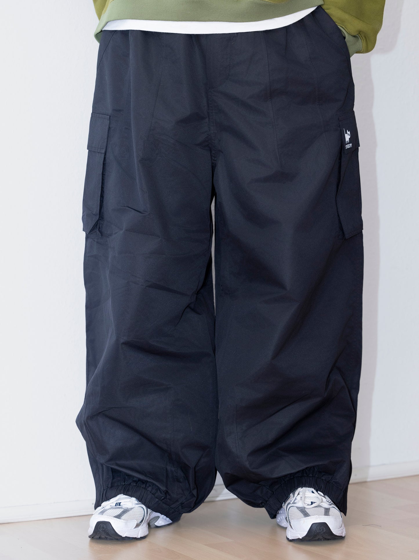 Classic Baggy Snow Pants - Black