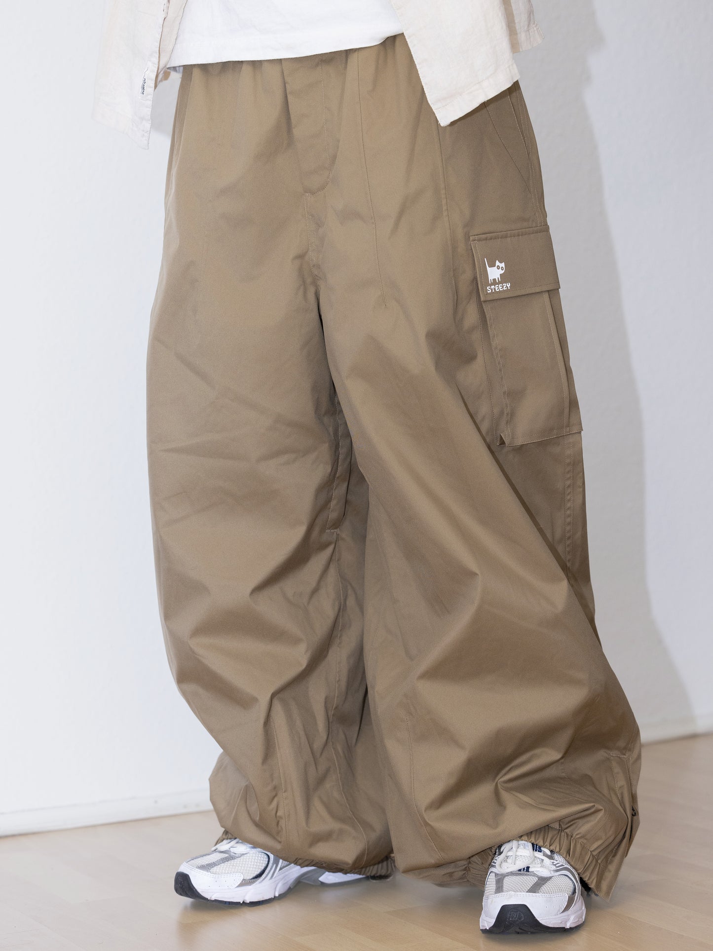 Classic Baggy Snow Pants -  Khaki